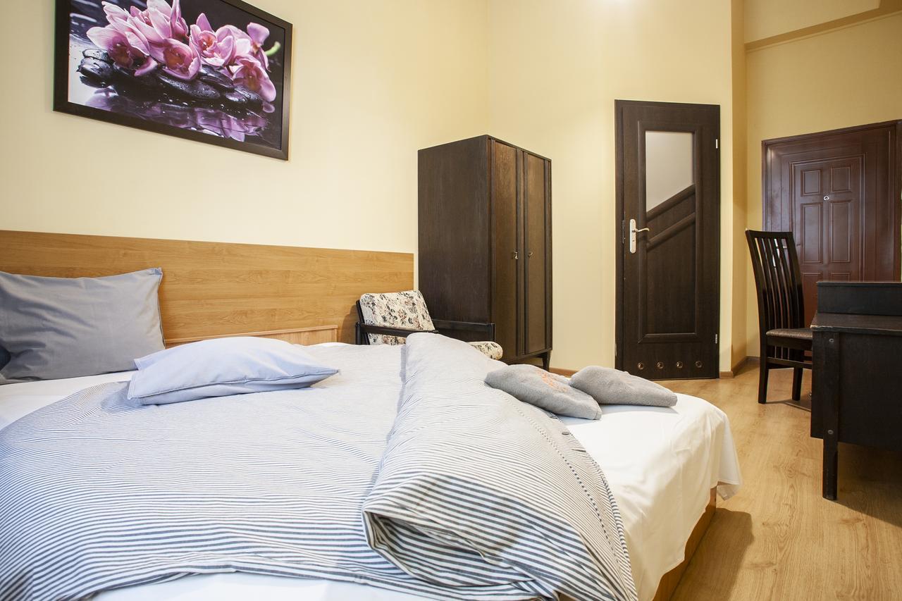 Bed & Breakfast Momotown Privates Krakow