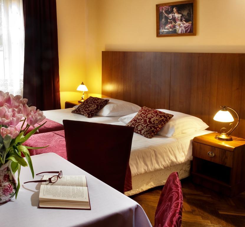 Astor Bed & Breakfast 3*
