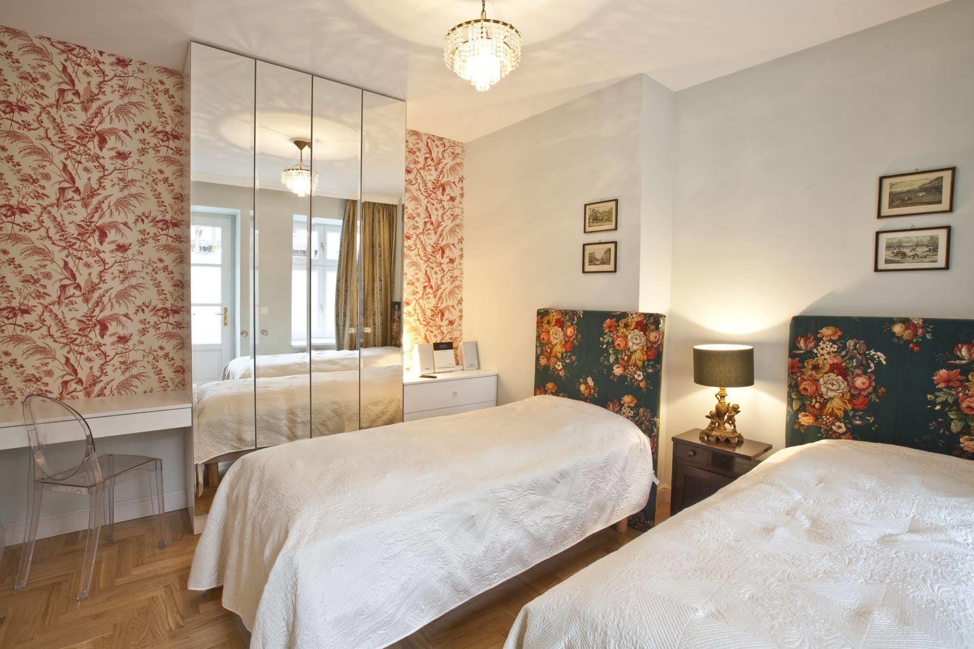 Aparthotel Crystal Chez Helena