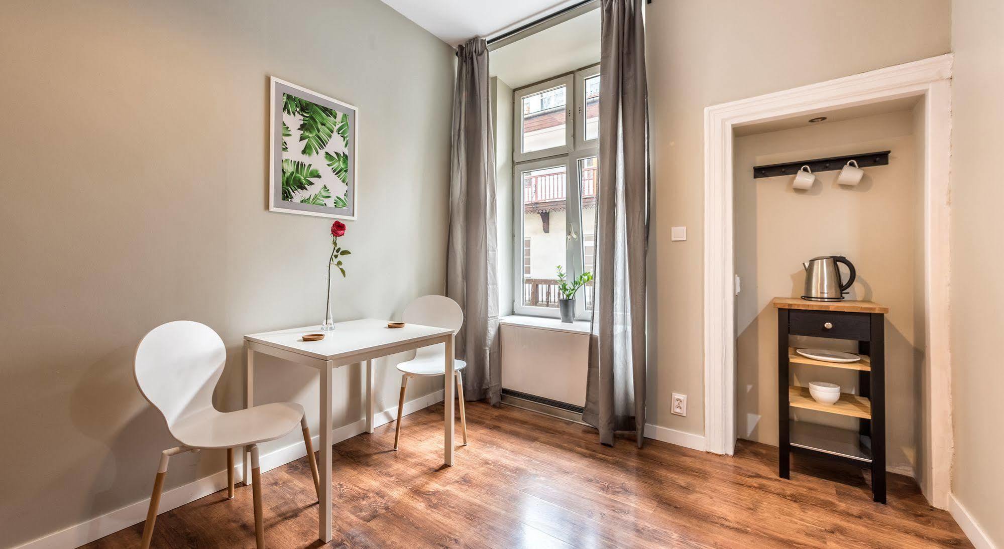 Hostel Flamingo Premium Krakow