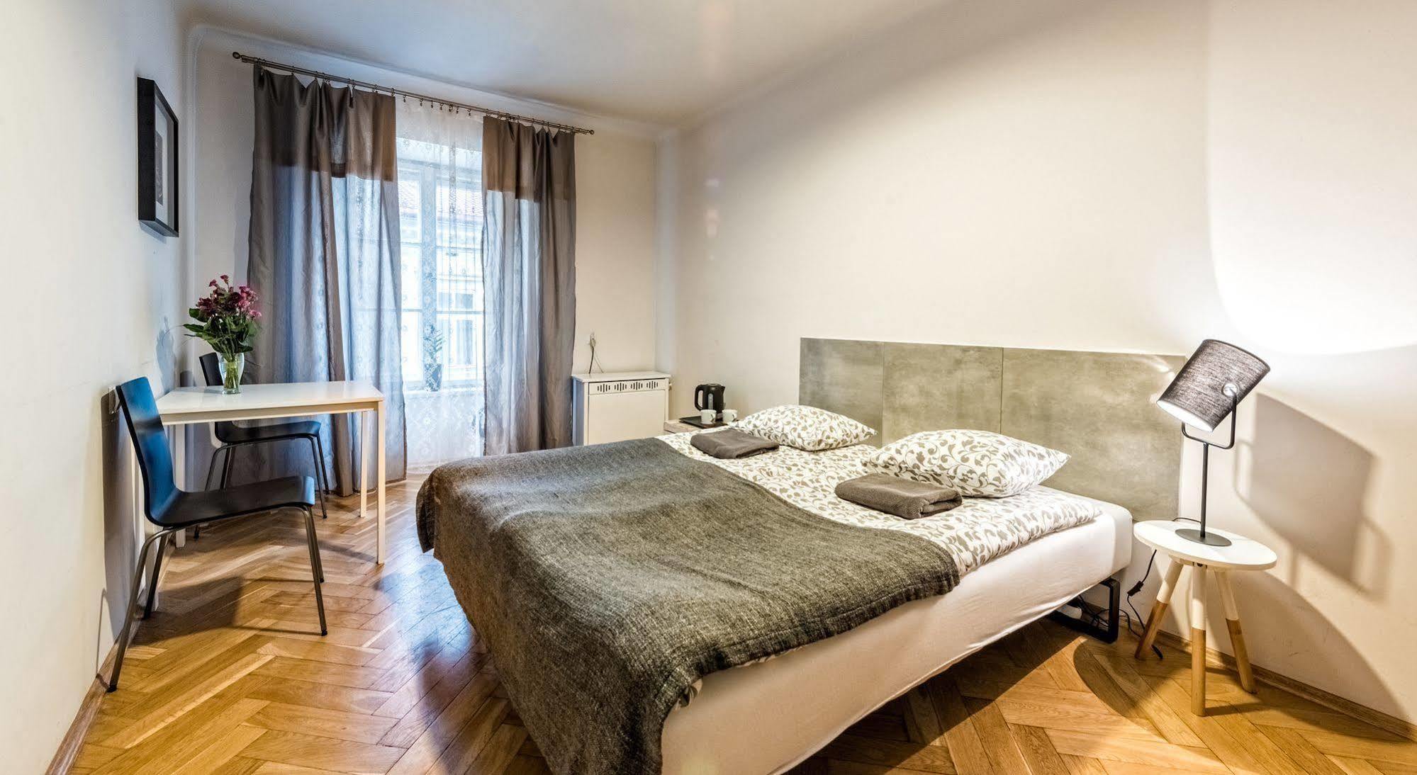 Flamingo Premium Hostel