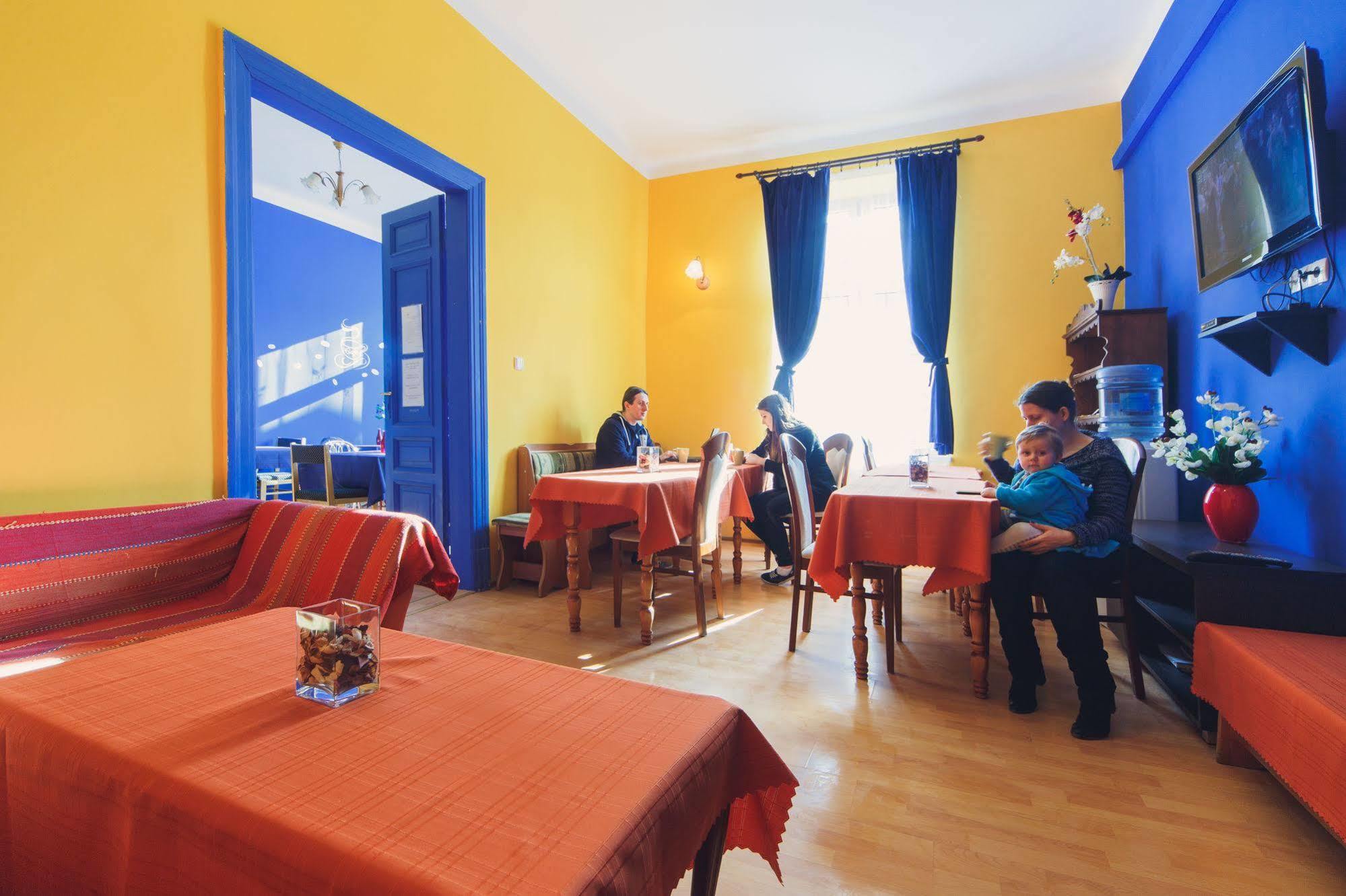 Hostel Tara