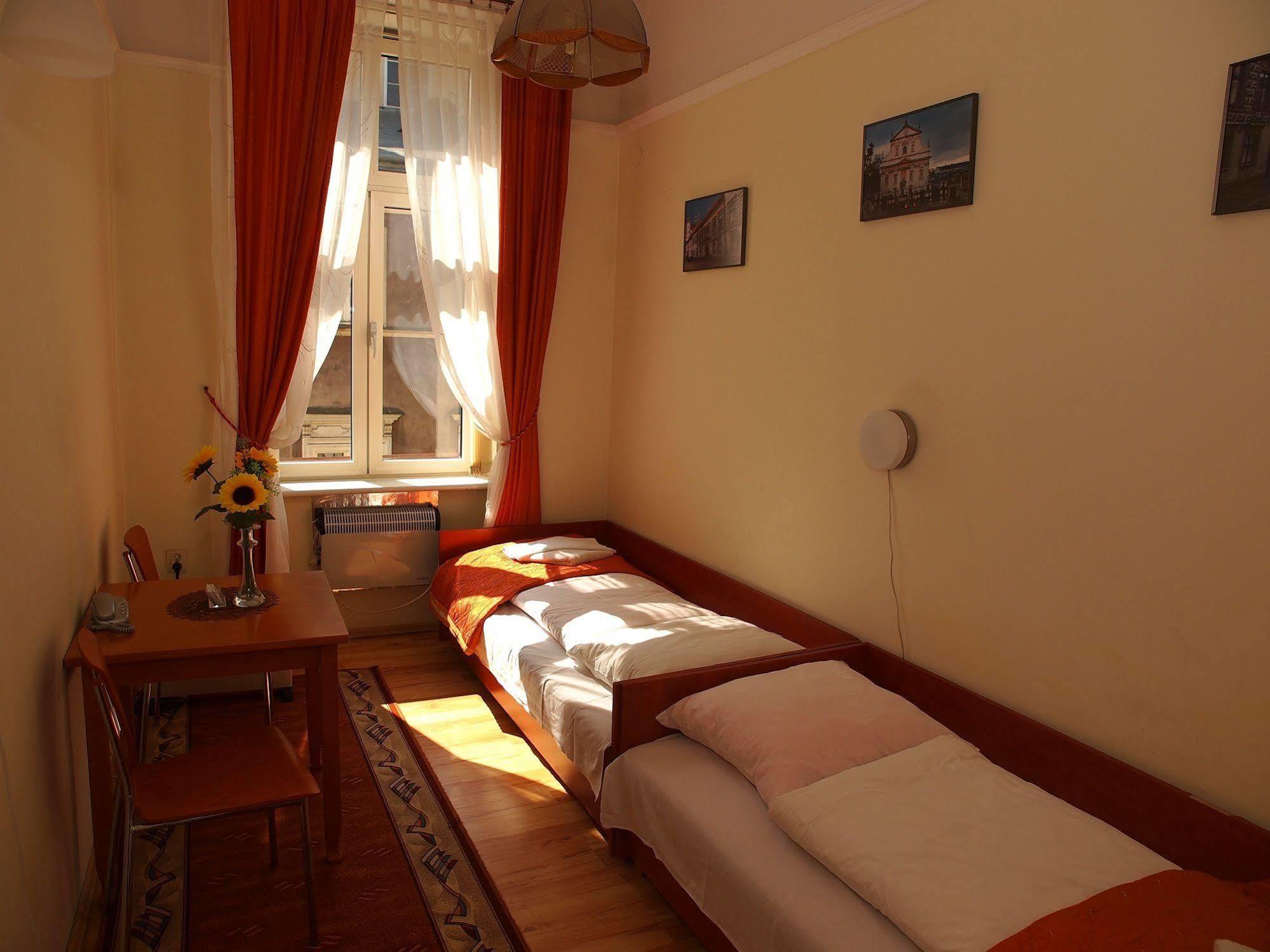 Golden Lion Guest Szewska 19 Krakow