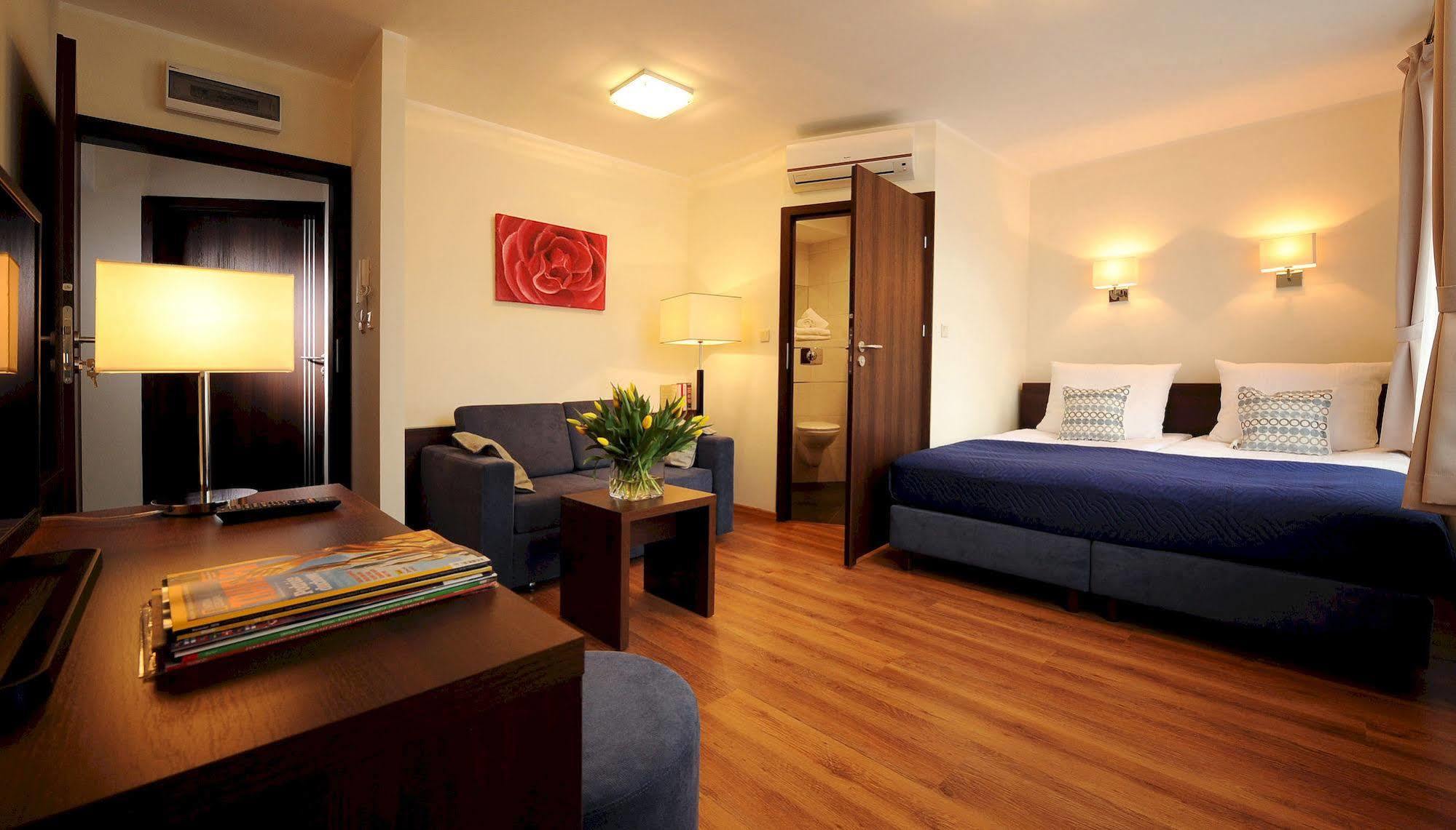 Aparthotel Armon
