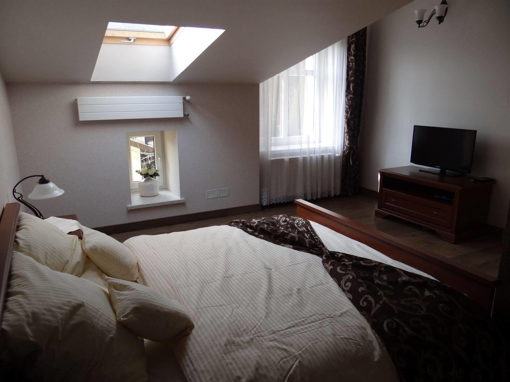 Elegant 2* Krakow
