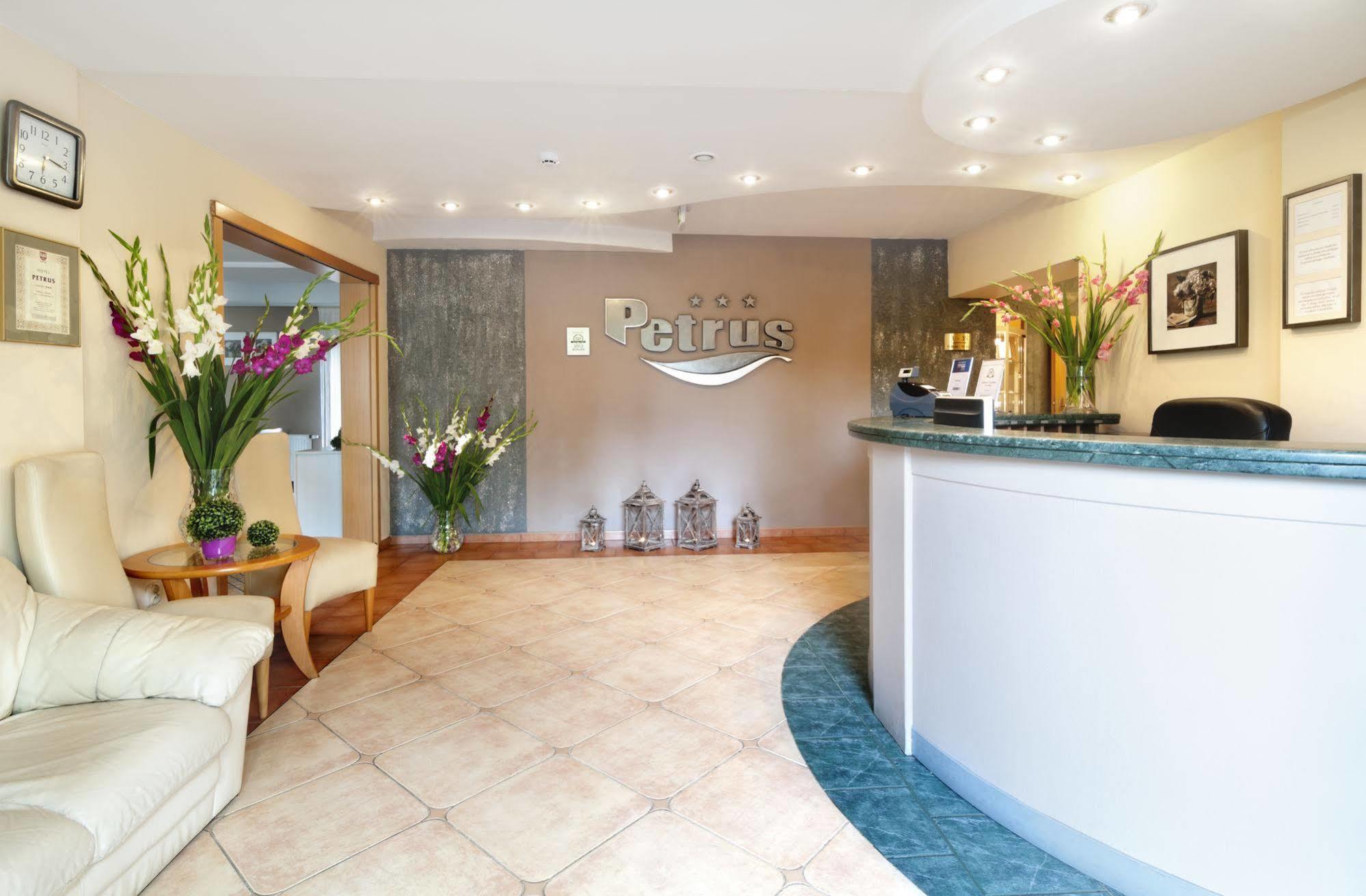 Petrus