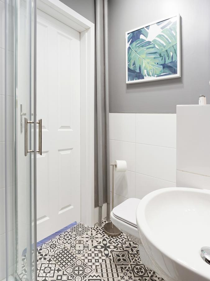 Old Town Cracow Krasinskiego By Renters Apartment