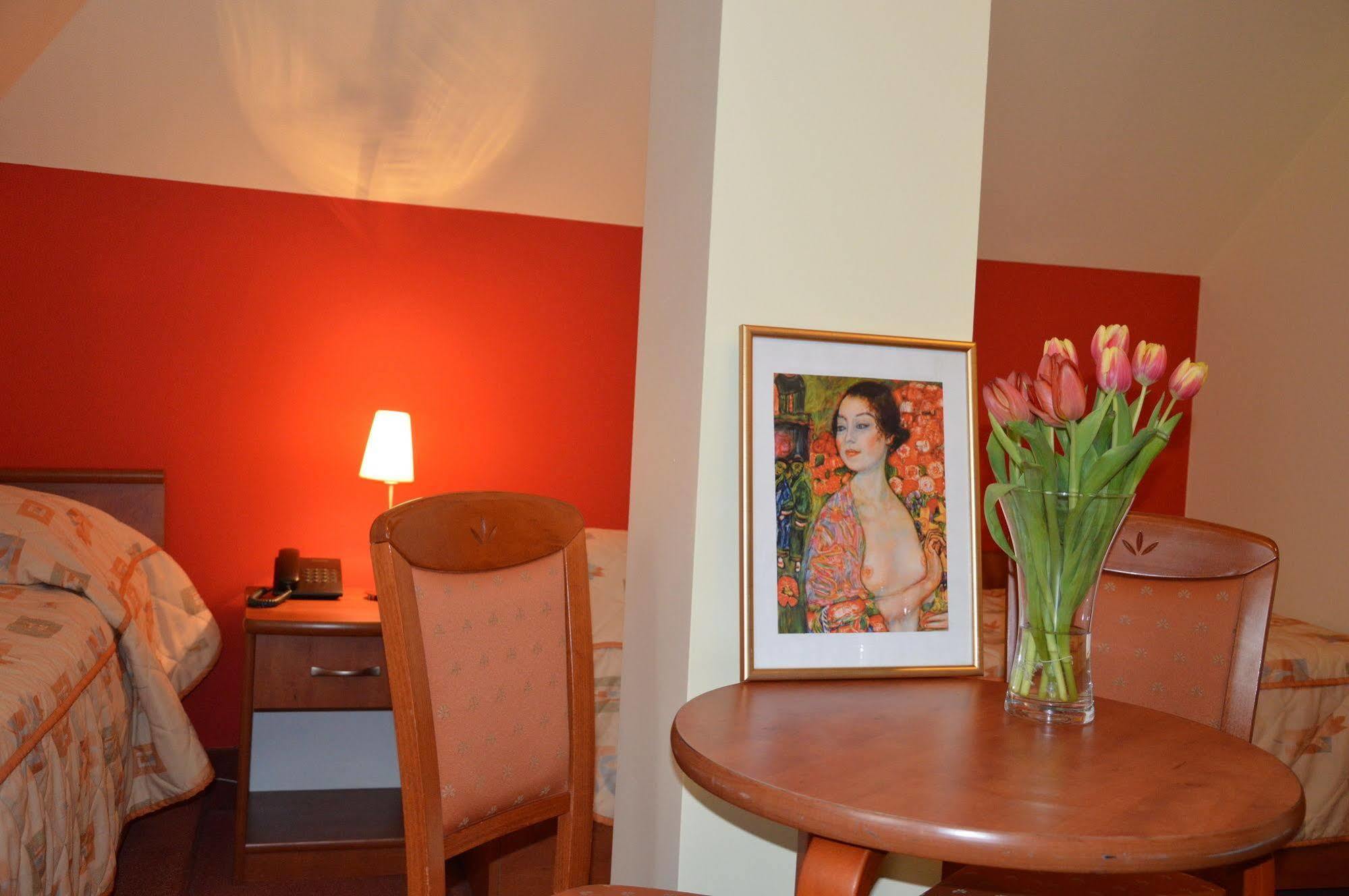 Vistula Hotel 3*