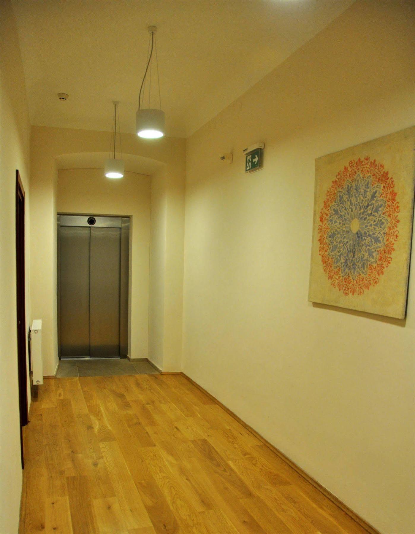 Santi Hotel