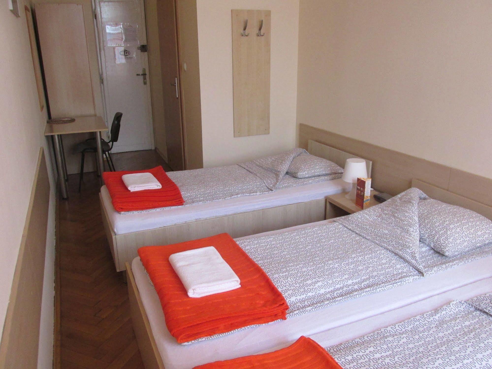 Euro-room & Apartment