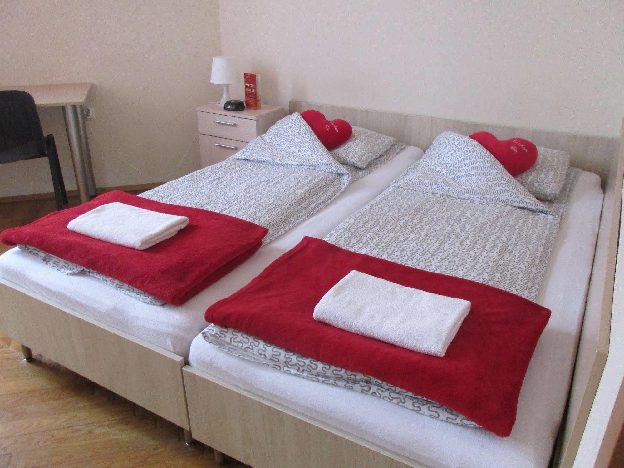 Euro-room & Apartment Krakow