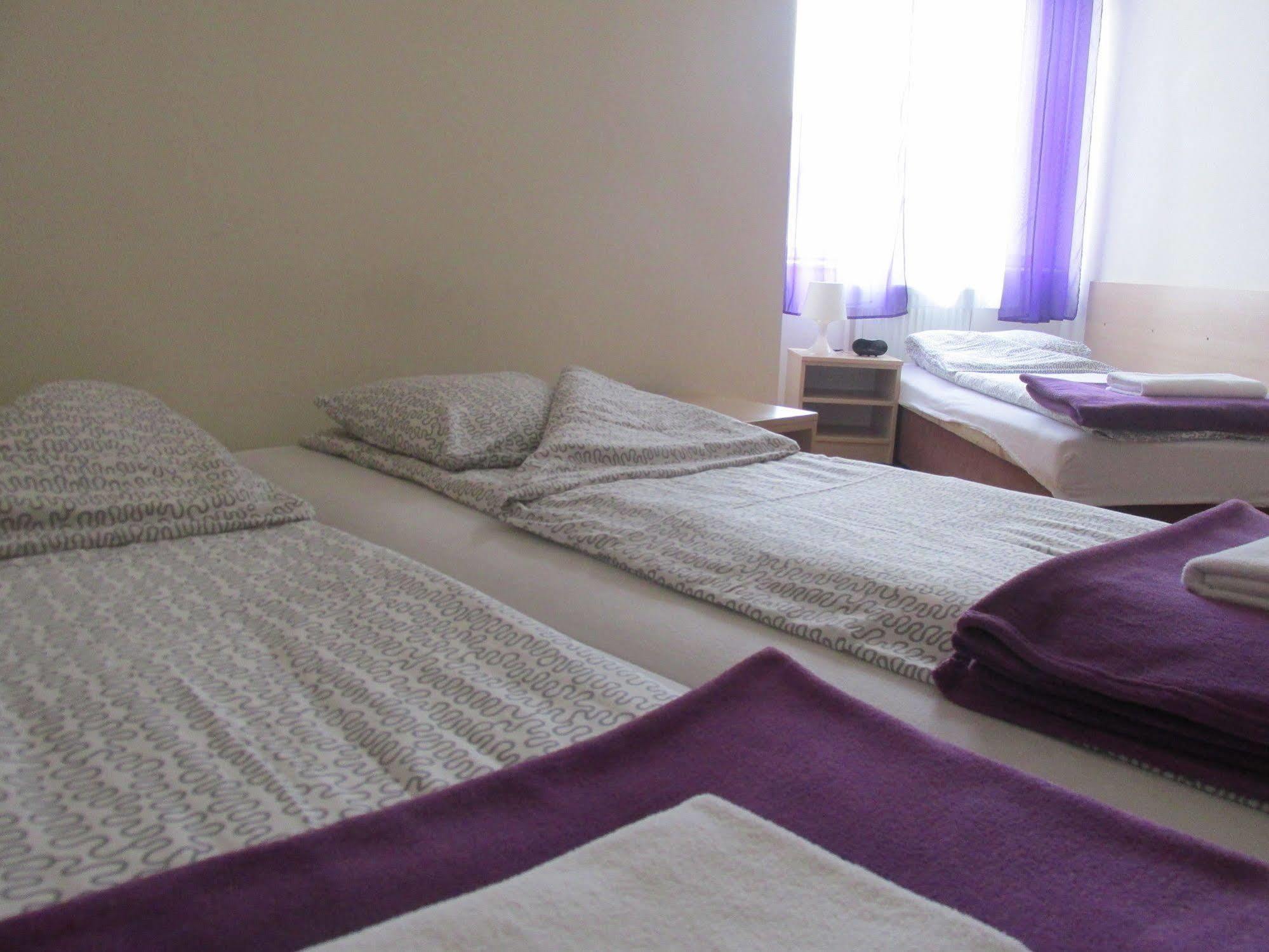 Euro-room & Apartment