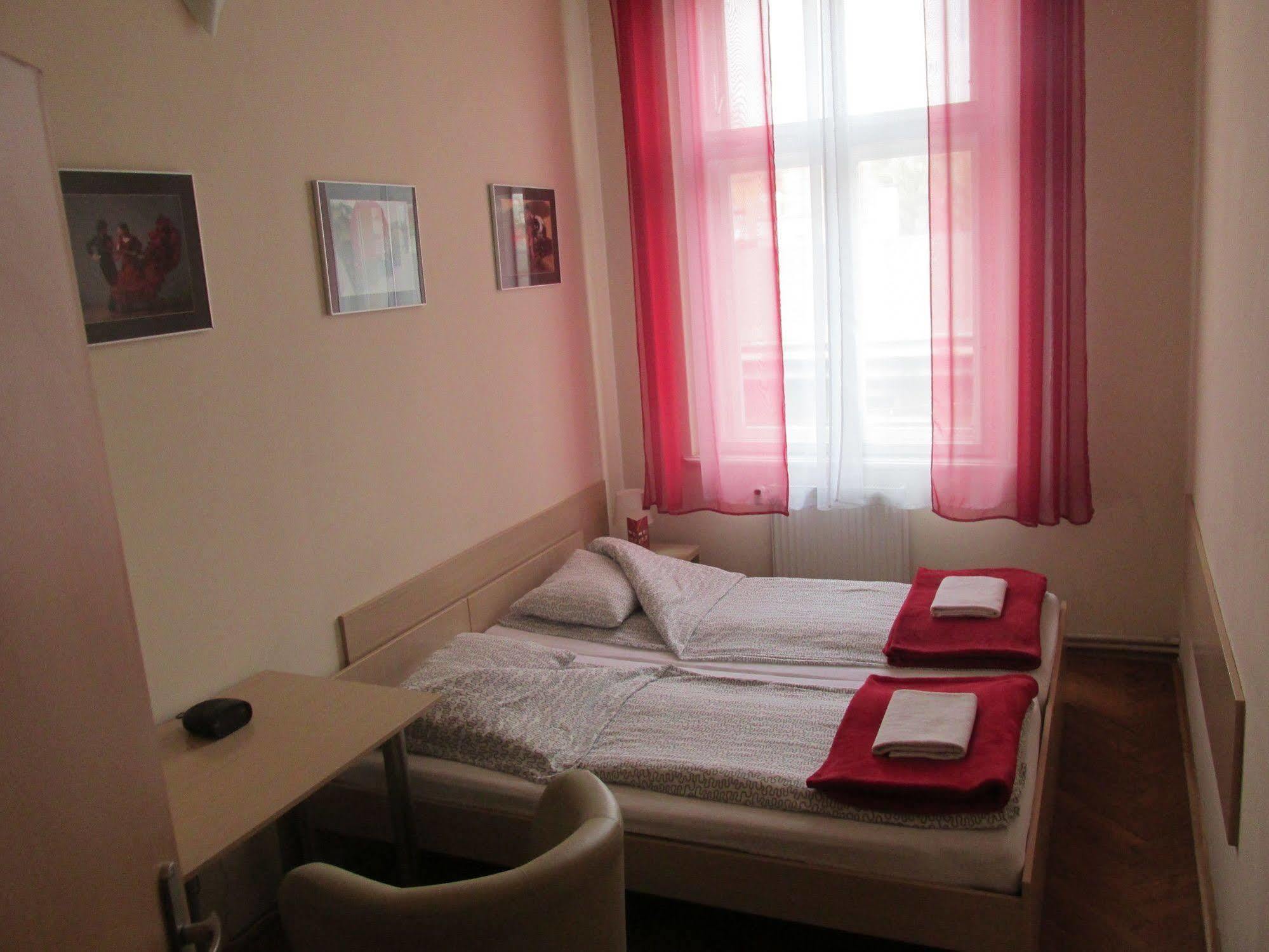 Apartment Euro-room &