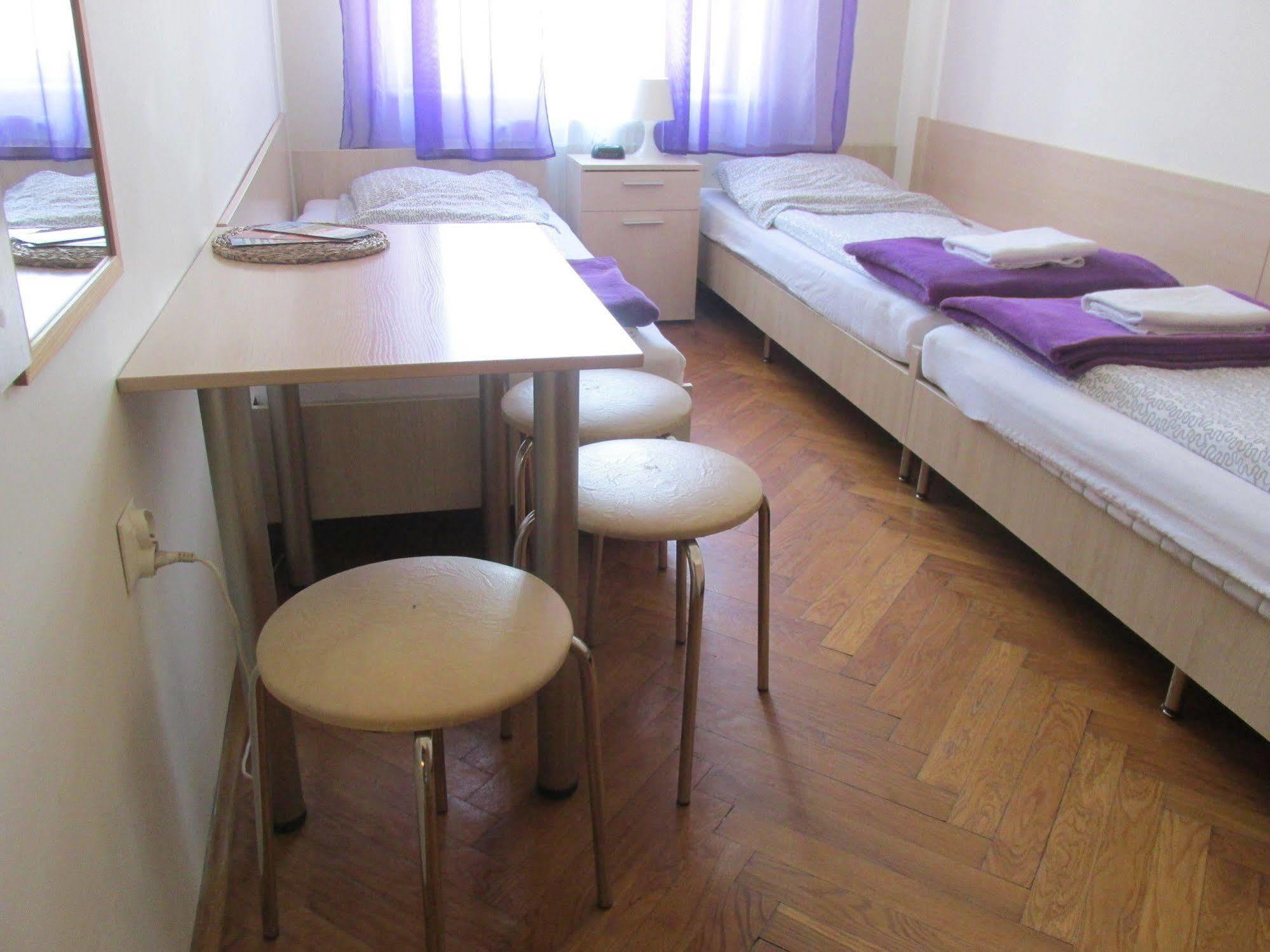 Apartment Euro-room & *