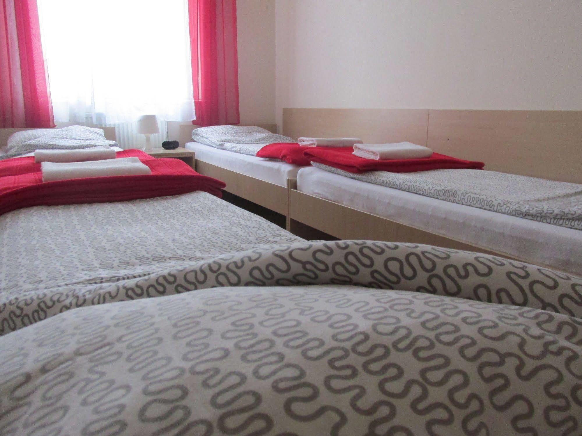 Euro-room & Apartment