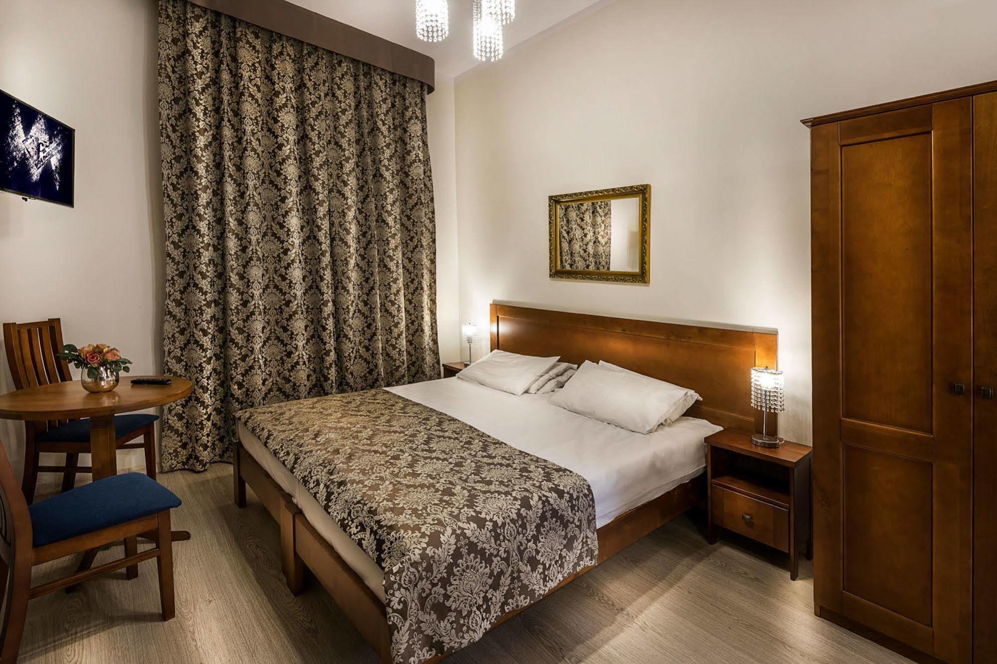 Garden Palace 3* Krakow