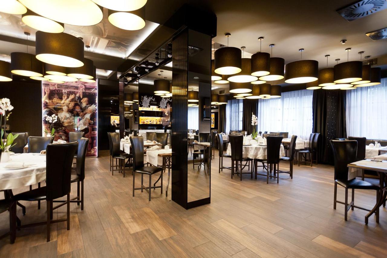 Aparthotel Kontrast
