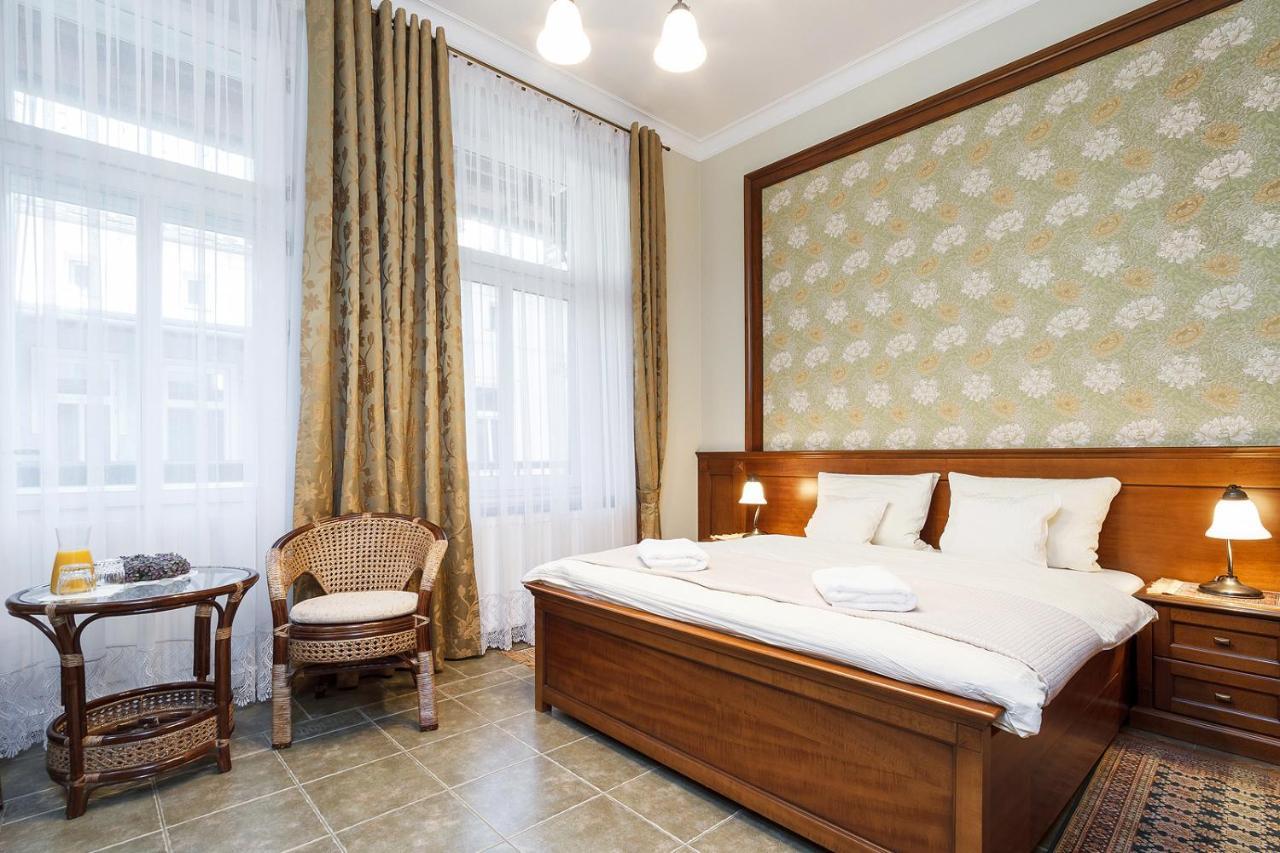 Elegant 2* Krakow