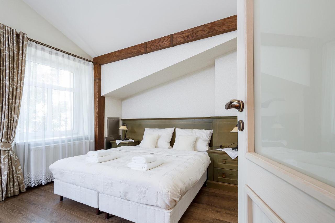 Elegant Aparthotel 2*