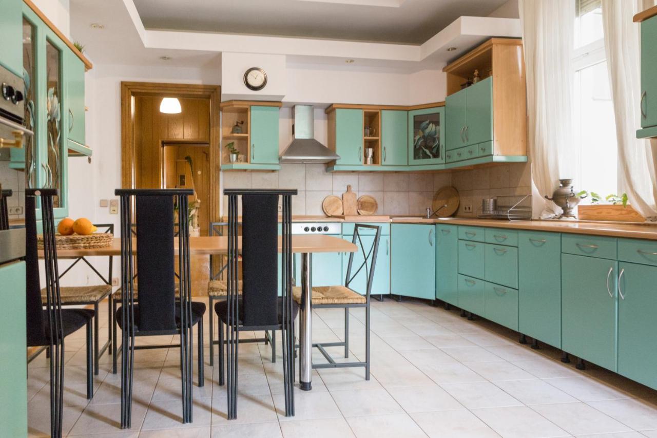 Apartment One & Only Center Up To 8 Guests *