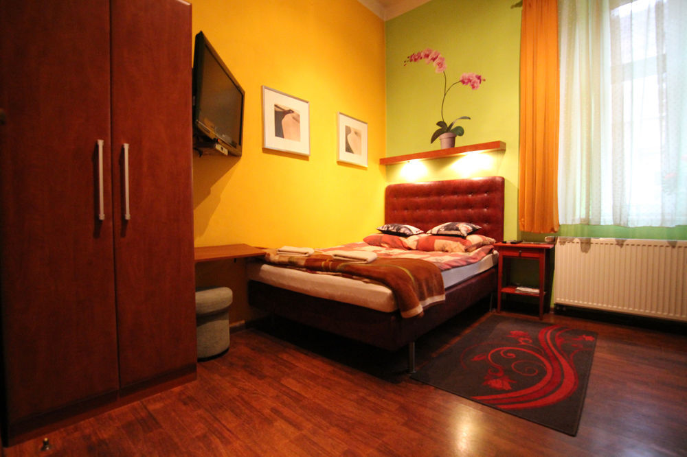 Appartement Rainbow 2 *