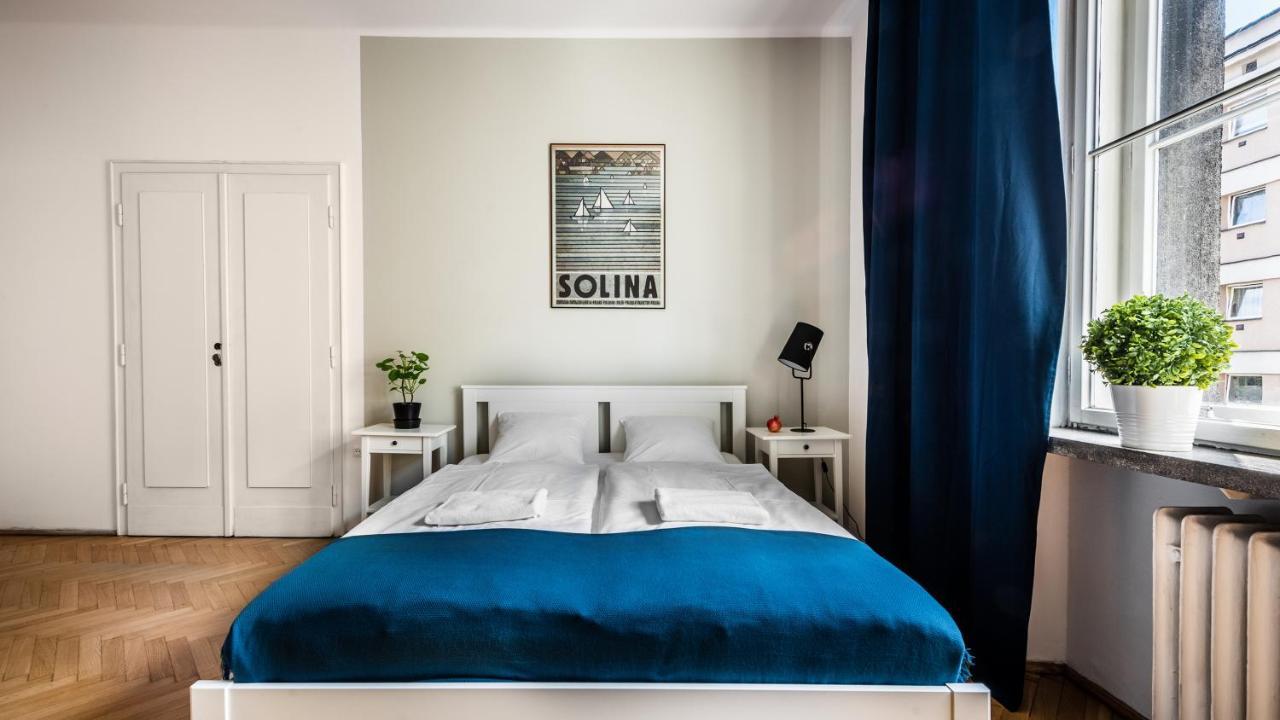 Flamingo Premium Hostel *