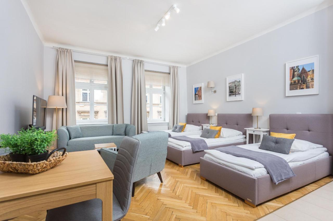 Barbican House Apartment *