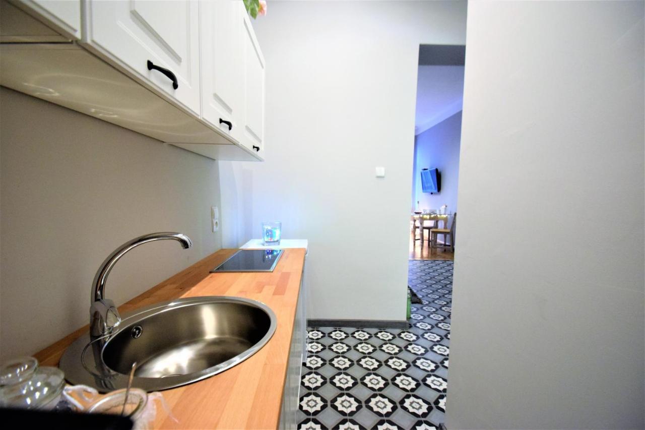 Viktoria Apartment *