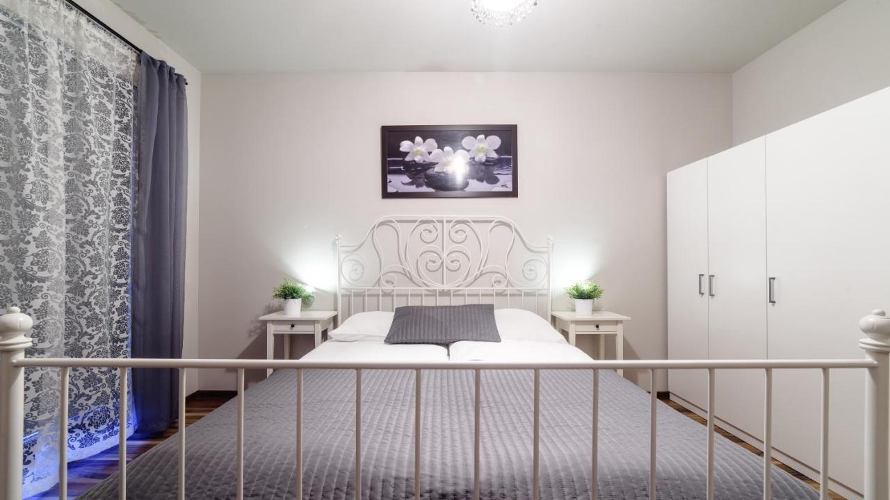 Meridian Apartment