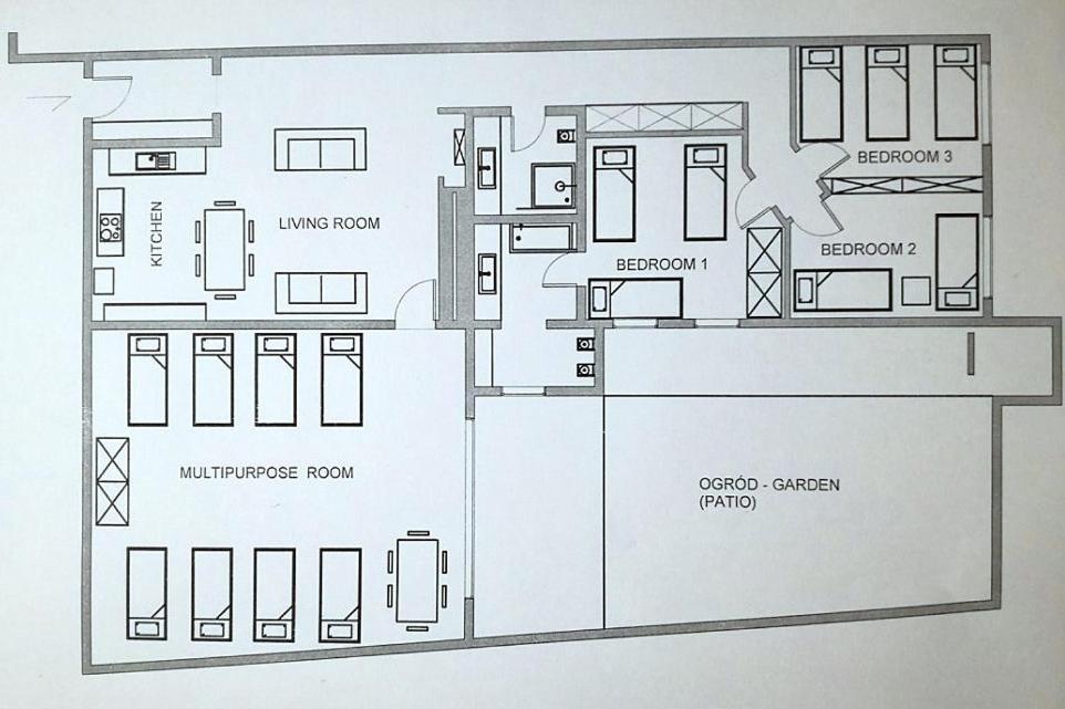 With Garden In Center Apartment *