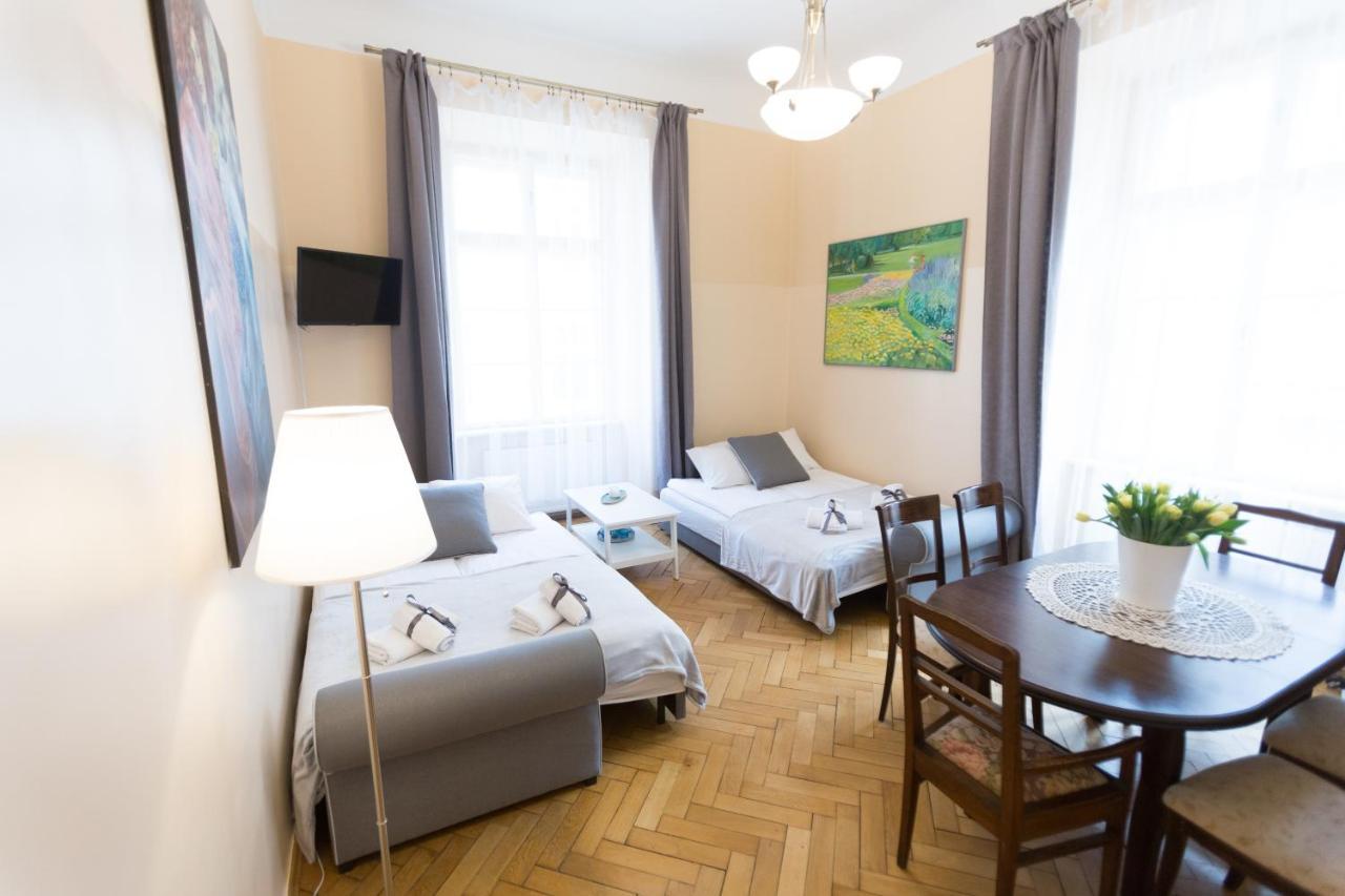 Apartments Roman Apartment