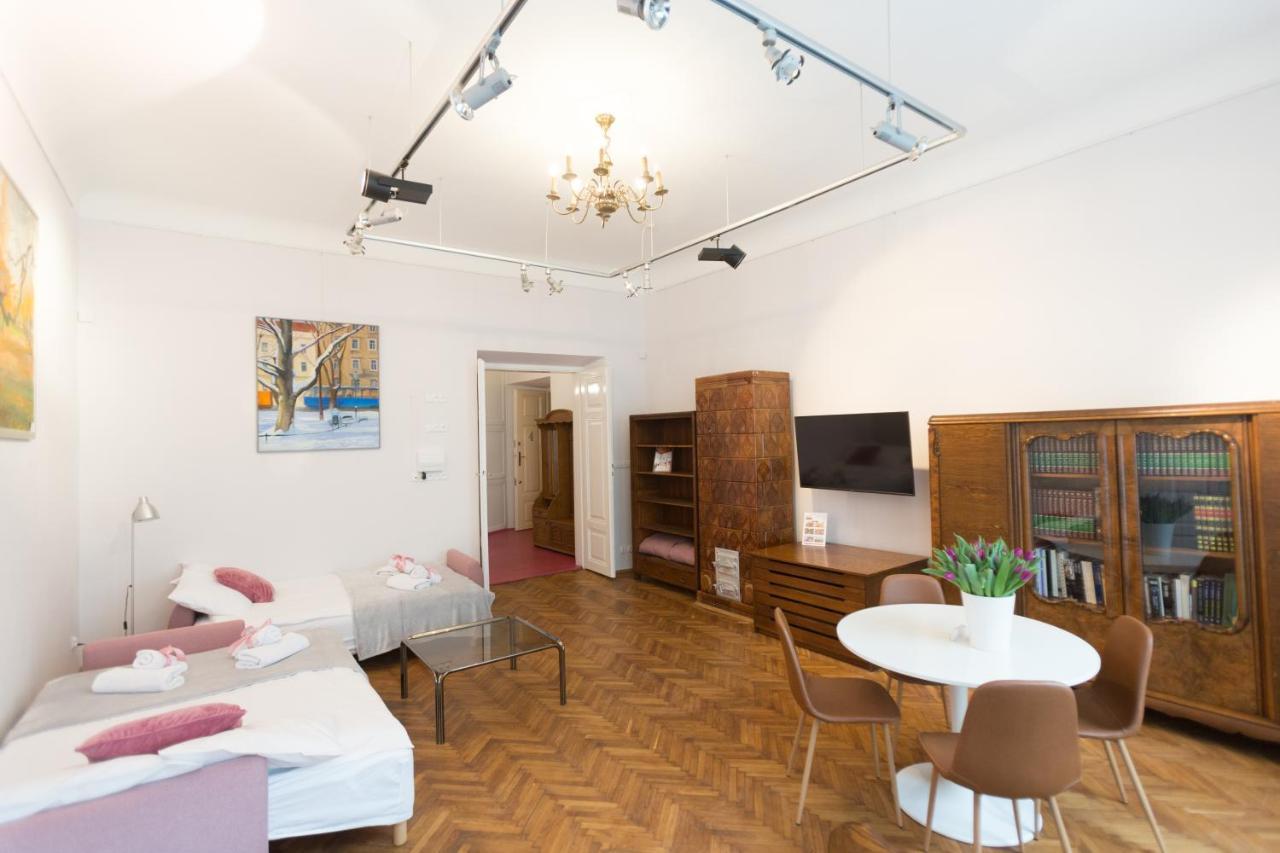 Apartment Apartments Roman *