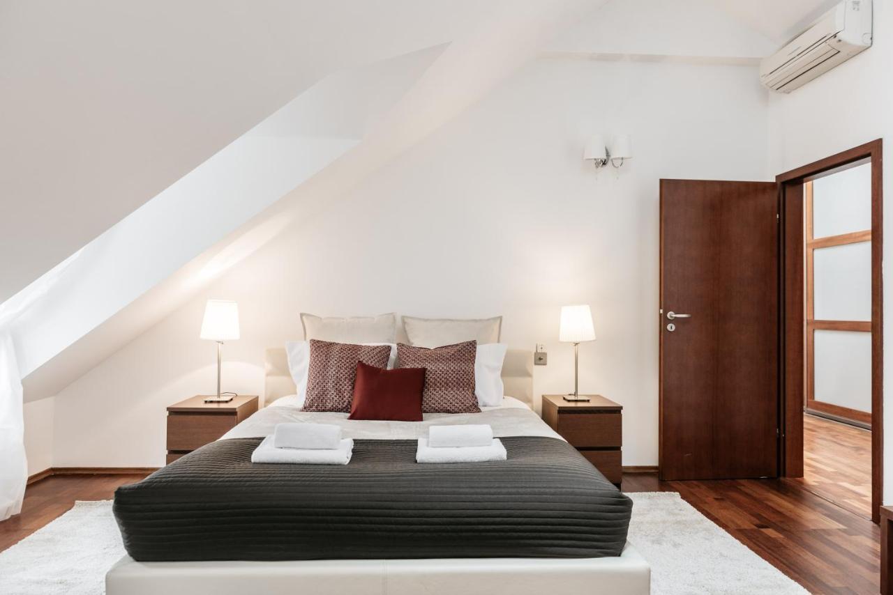 Penthouse Old Town By Loft Affair *