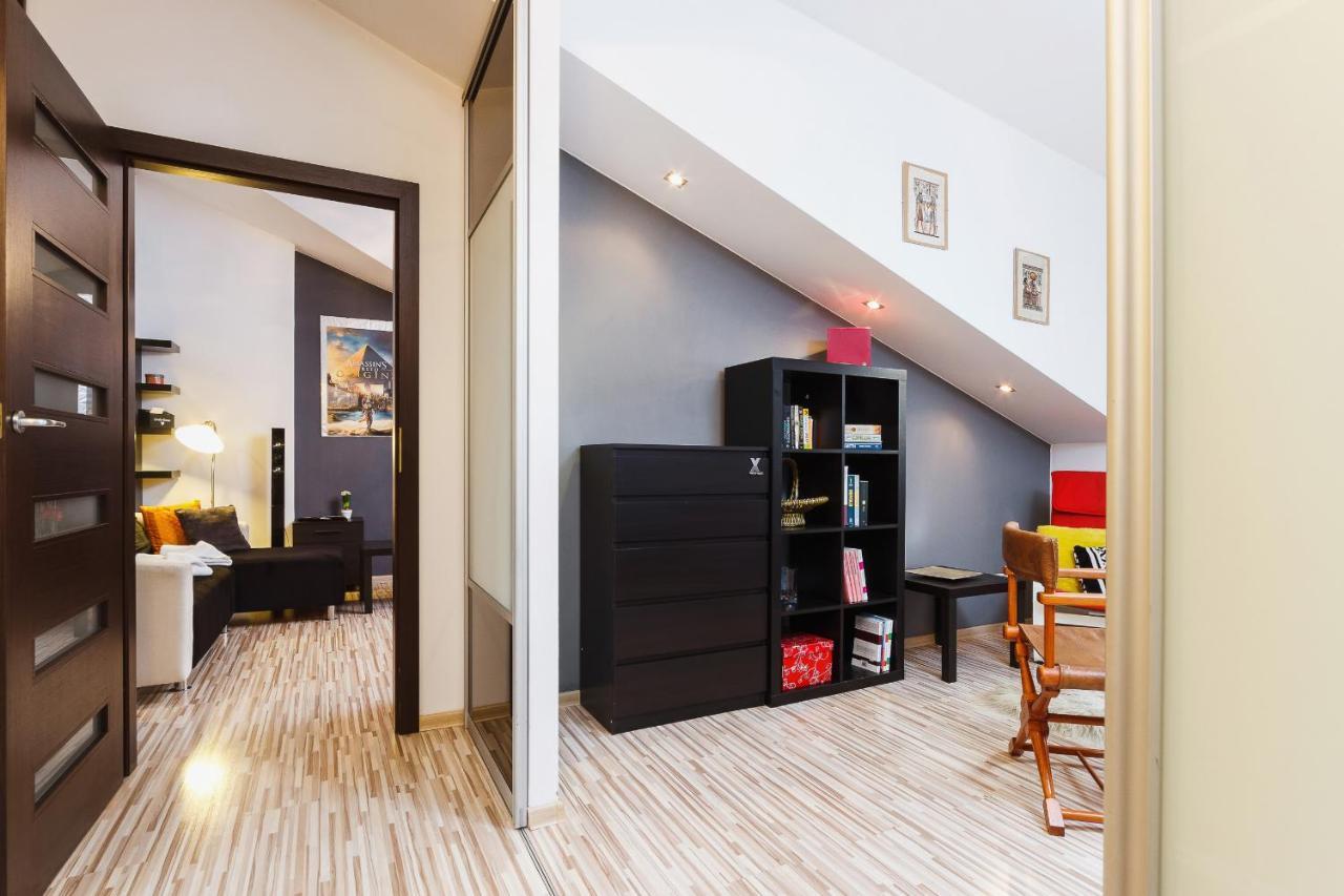 Kołłątaja By Renters *