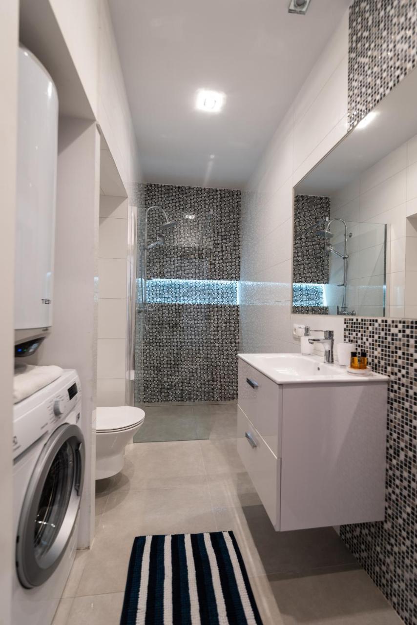 Apartment Lights Topolowa 8 *