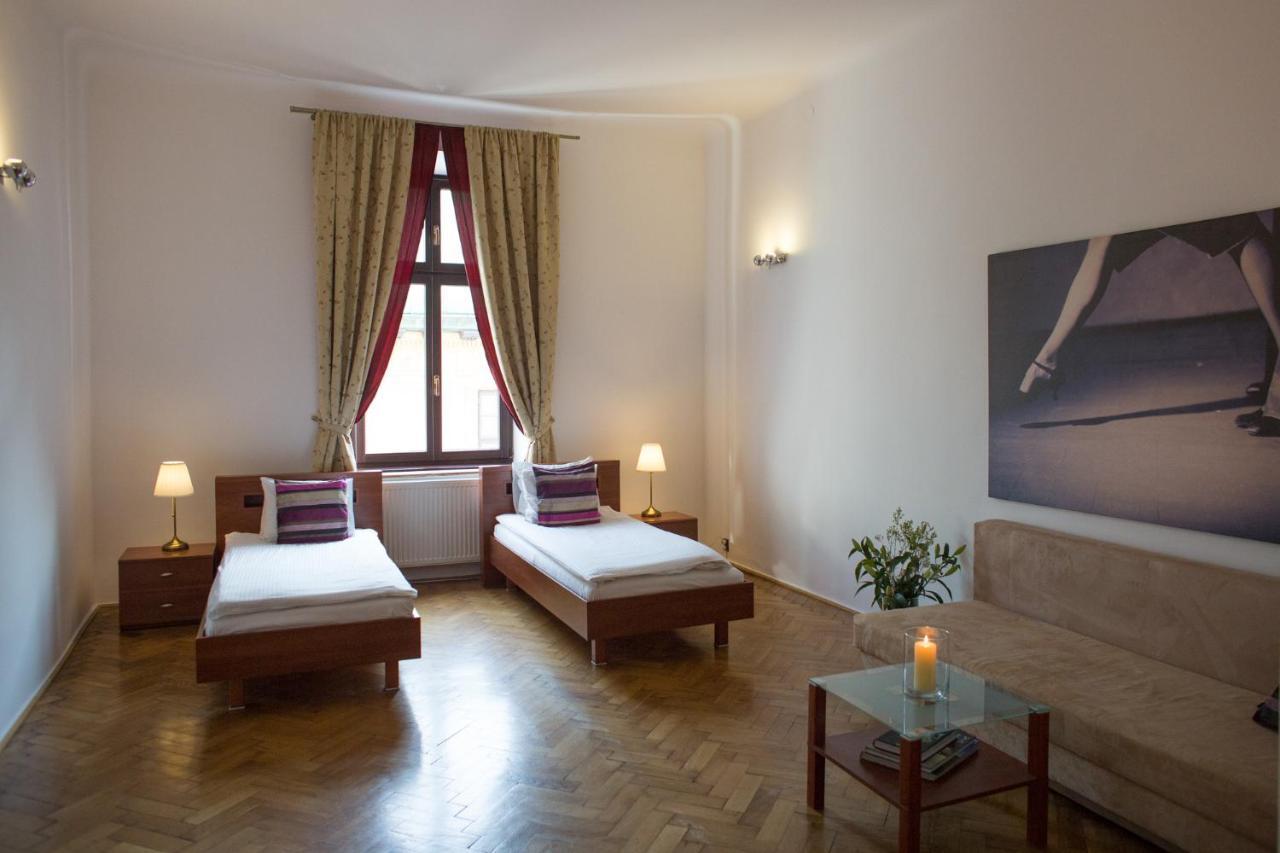 Tango House 3*