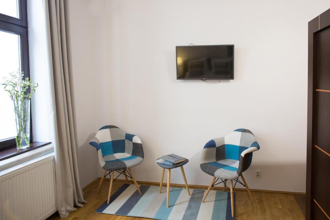Tango House 3*