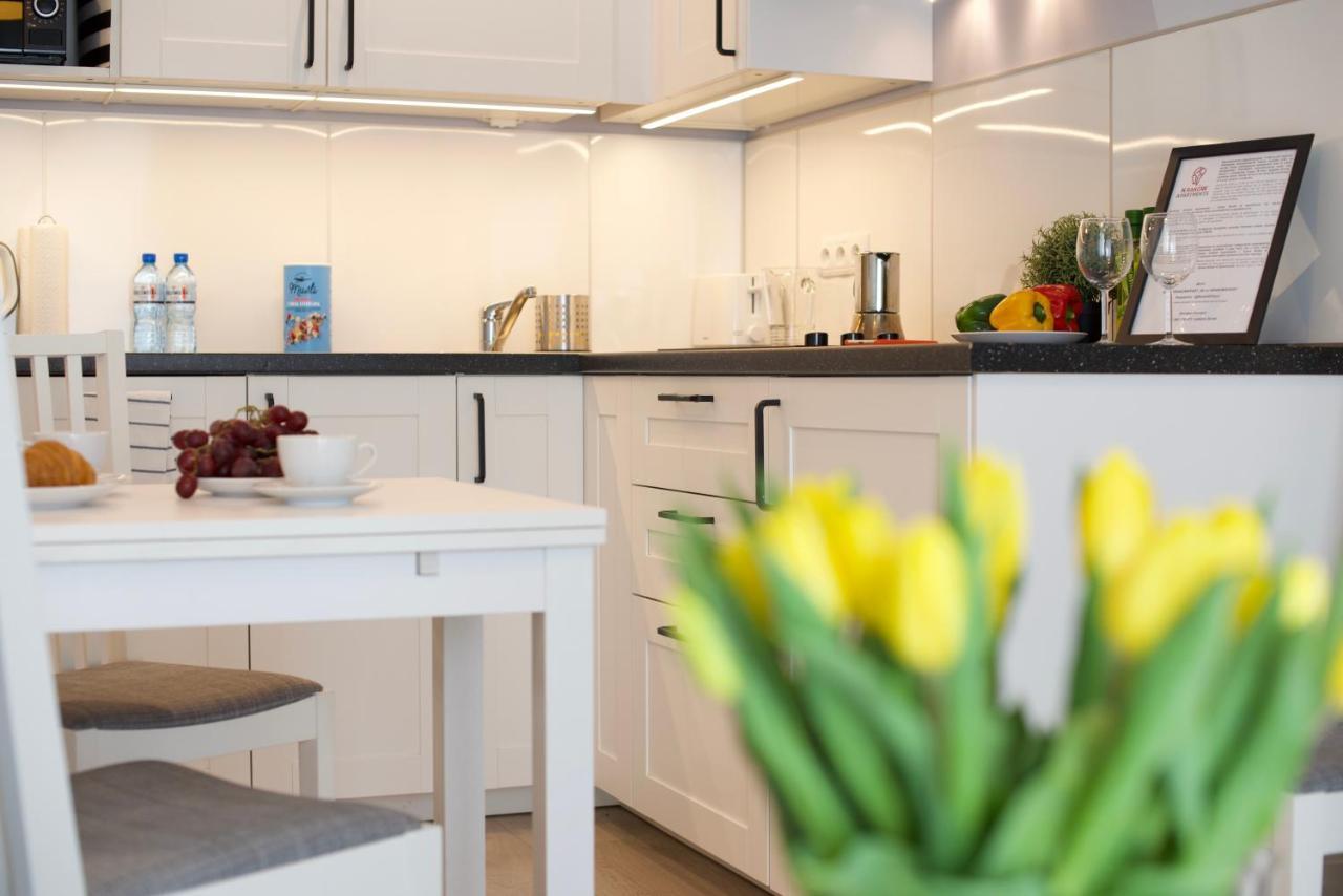 Apartment - Solna & *