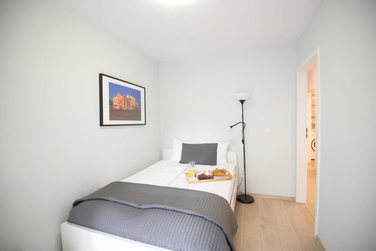 - Solna & Apartment