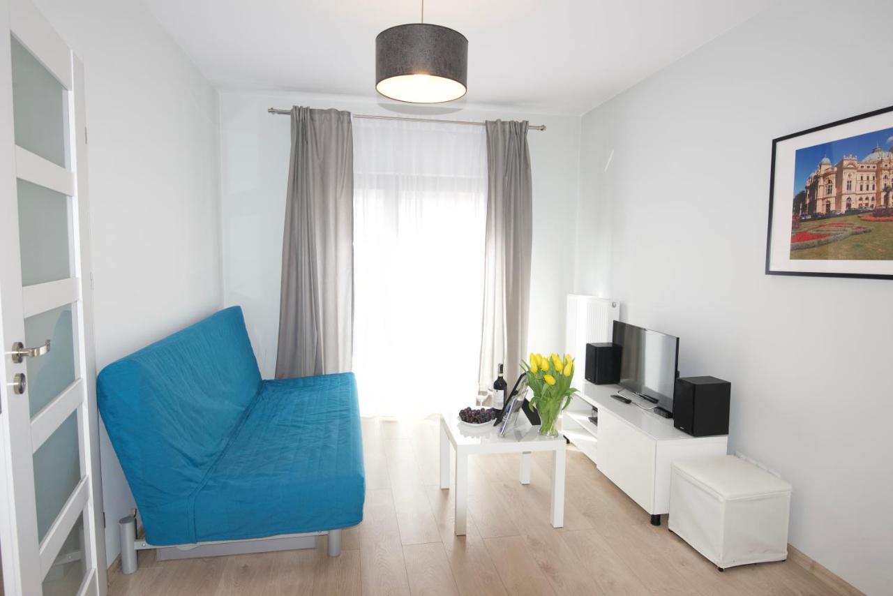 - Solna & Apartment Krakow