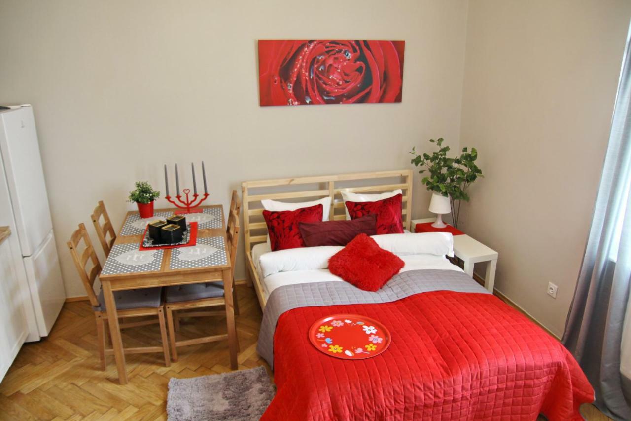 Rose City Centre Apartment *