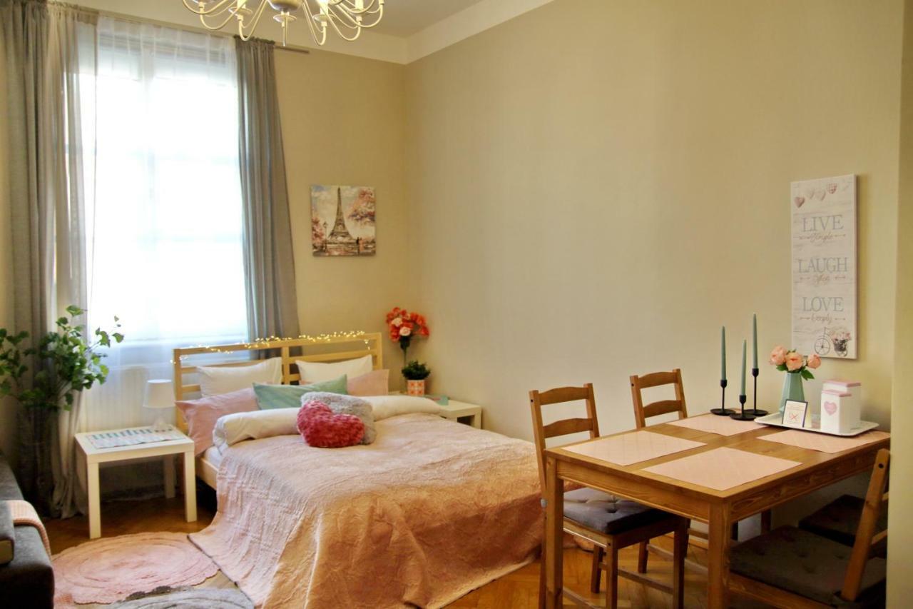Rose City Centre Apartment Krakow