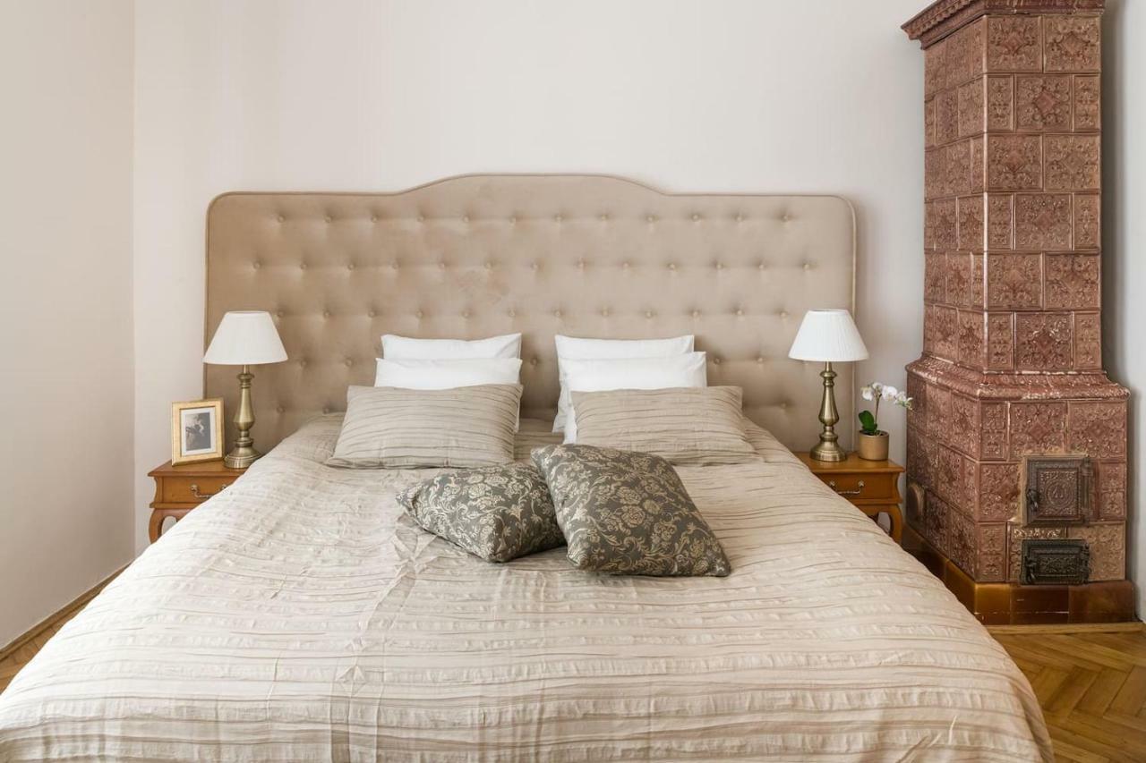 Belle Epoque Ii, Luxury 50m To Main Square Apartamento