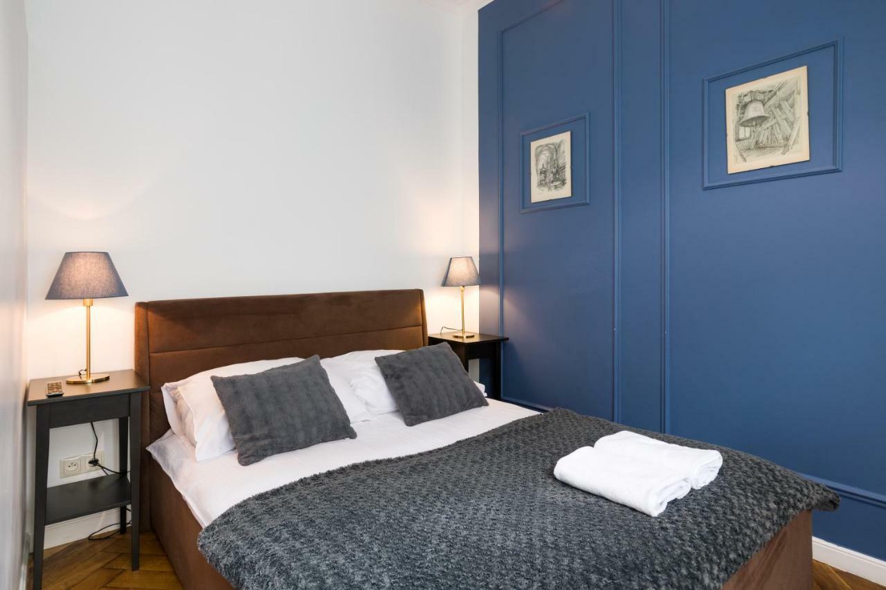 Bonjour Apart Old Town Apartment