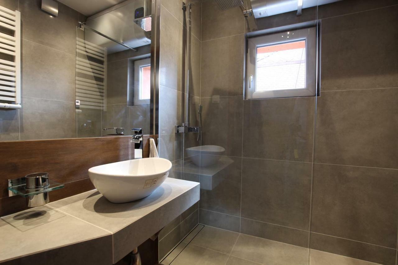 Apartamento Rainbow 1 *