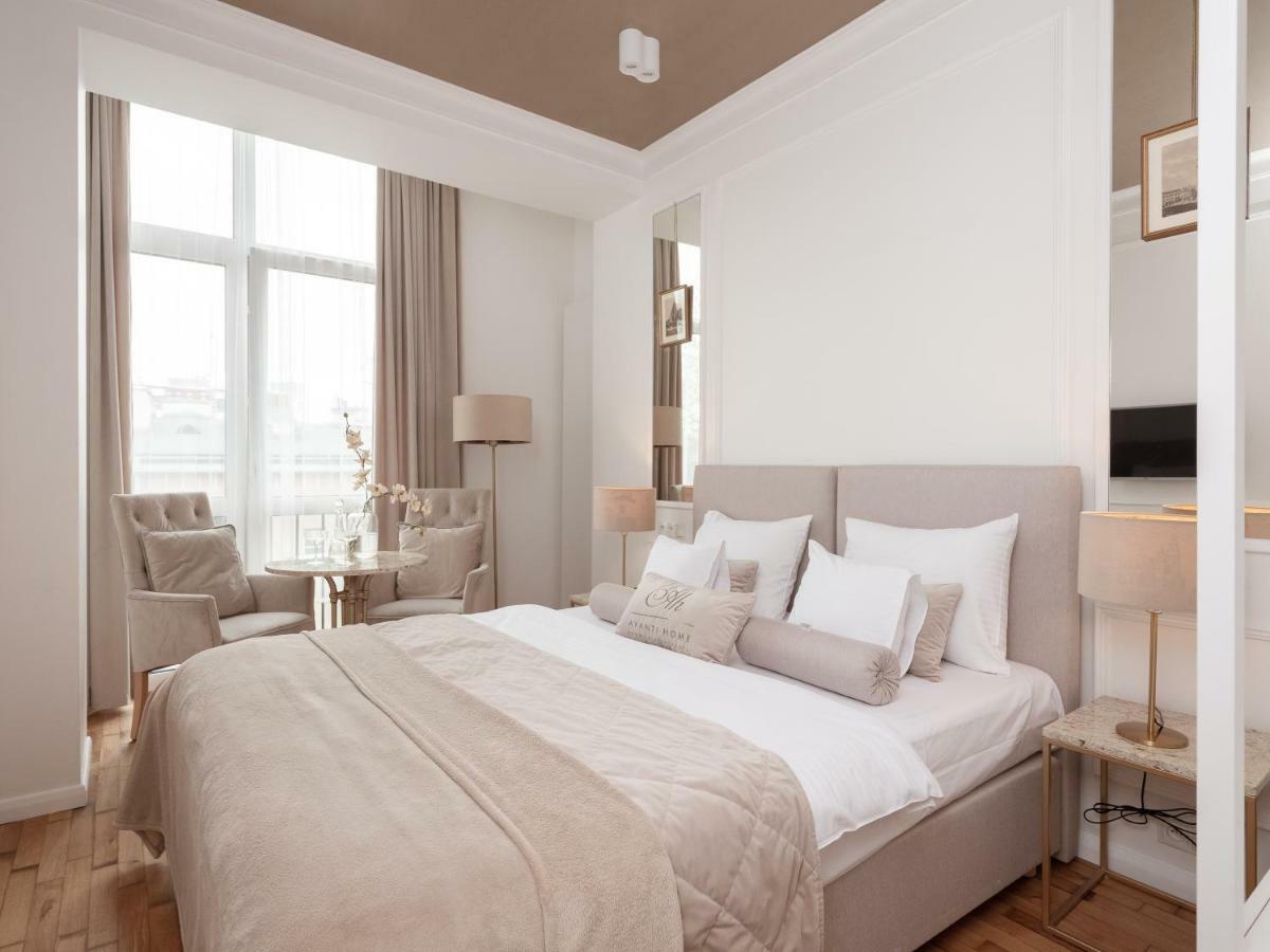 Aparthotel Avanti *