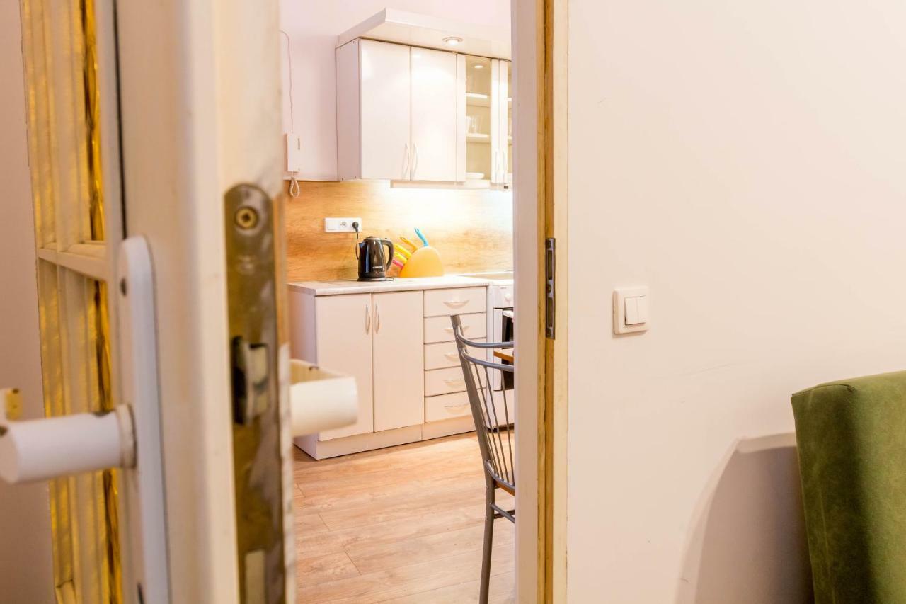 Wielopole 10 Apartment