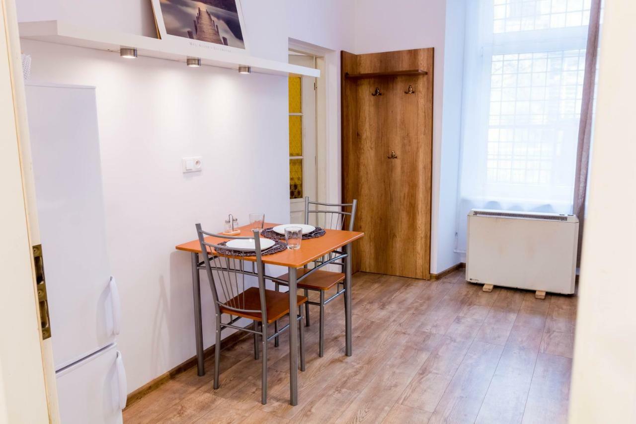 Wielopole 10 Apartment