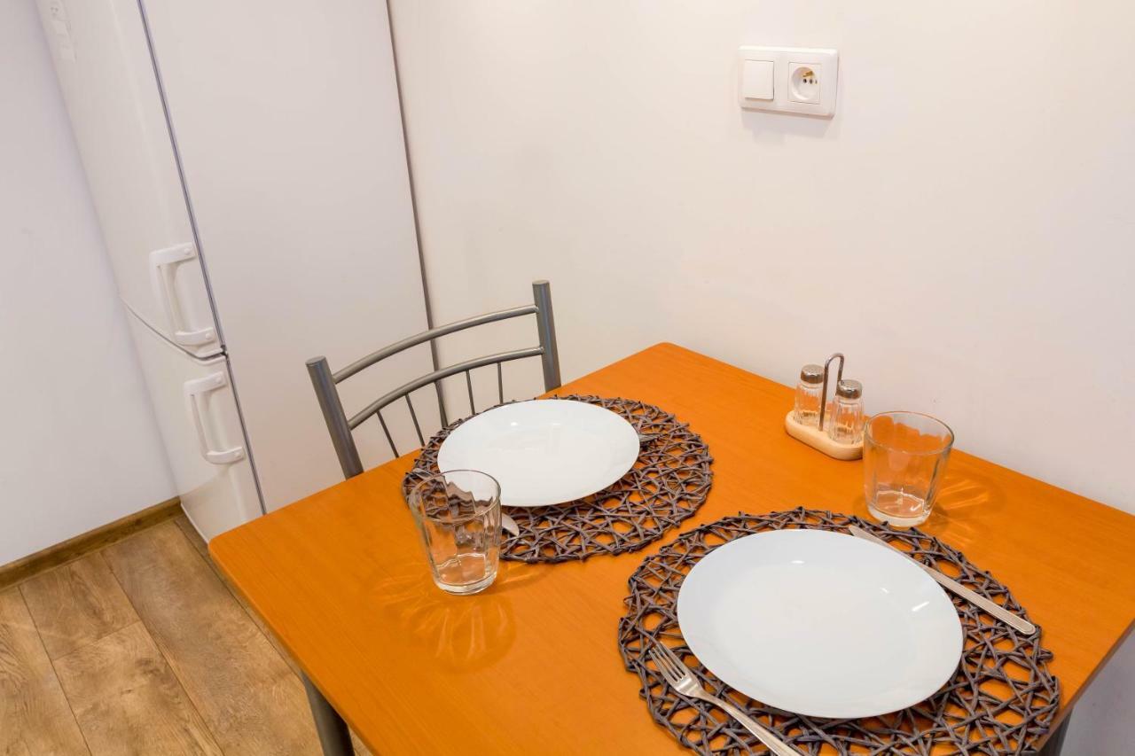 Apartment Wielopole 10 *
