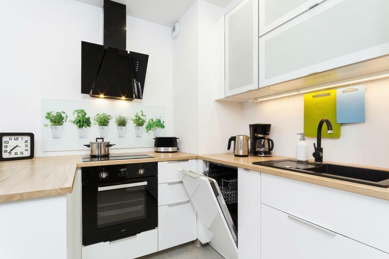 Apartment Claro Ii By Renters Krakow